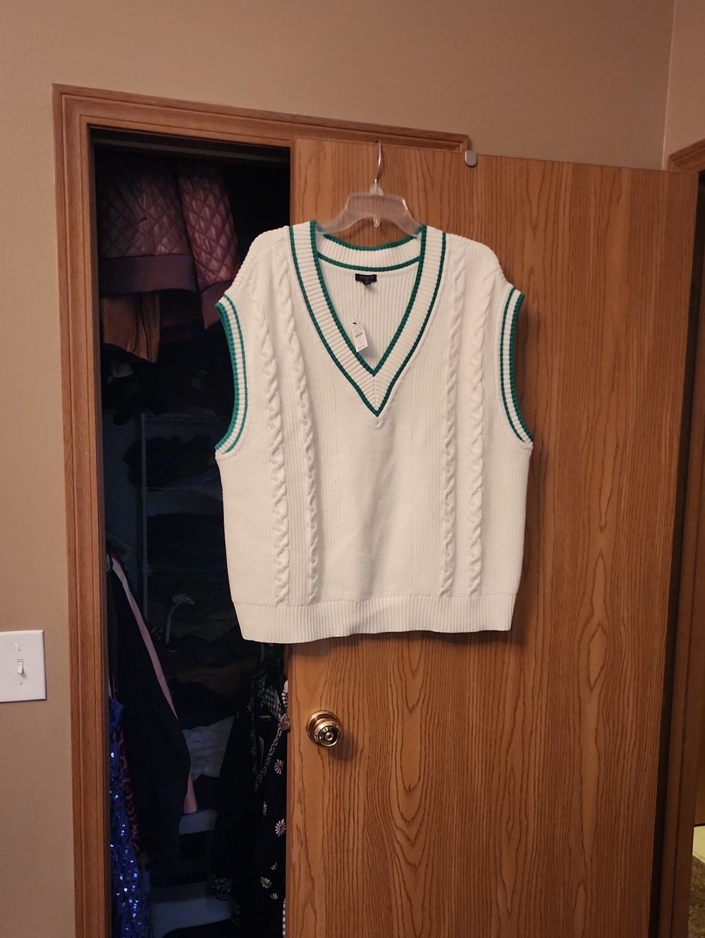 Talbots Cream Cable Knit V-Neck Sweater Vest with Green Trim